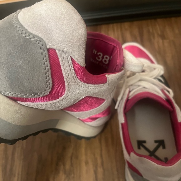 Off-White Pink and Black Sneakers - Picture 7 of 8